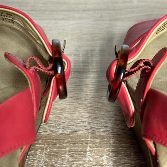 Dansko Adele Nappa Coral Leather Size 38 US 7.5 Wedge Buckle Slingback Sandals - Picture 12 of 13